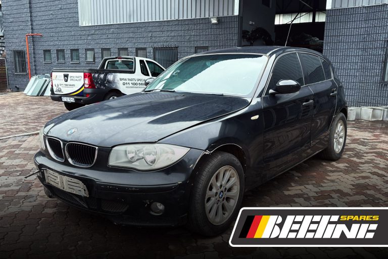 BMW 1 Series e87 118i Stripping for spares front angle view